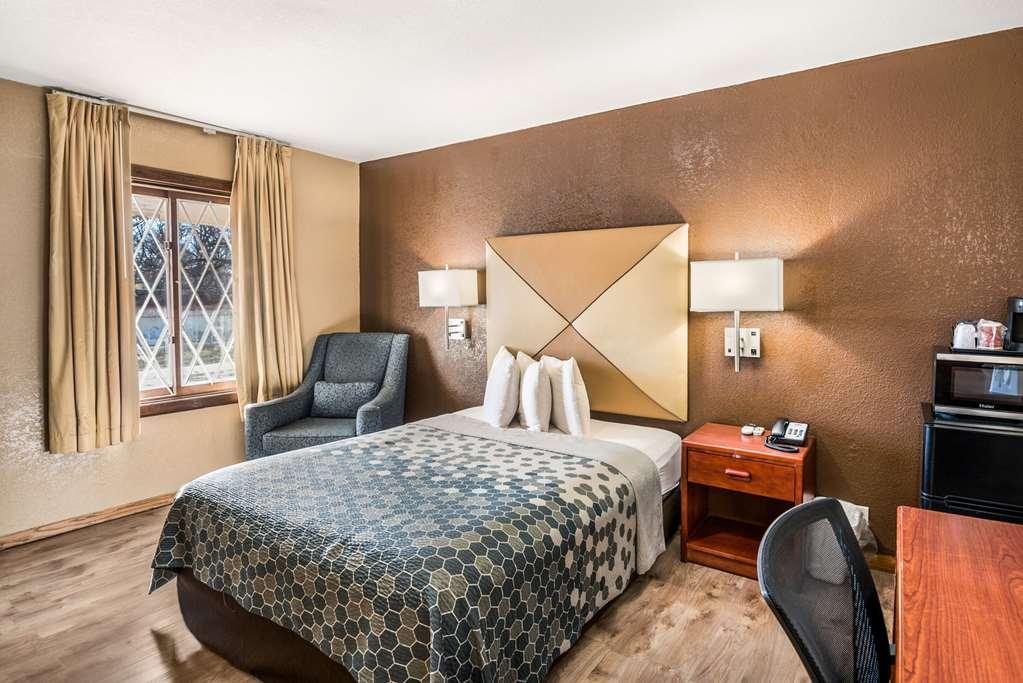 Econo Lodge Oskaloosa Стая снимка