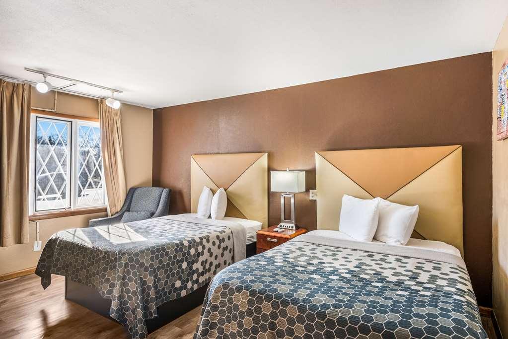 Econo Lodge Oskaloosa Стая снимка